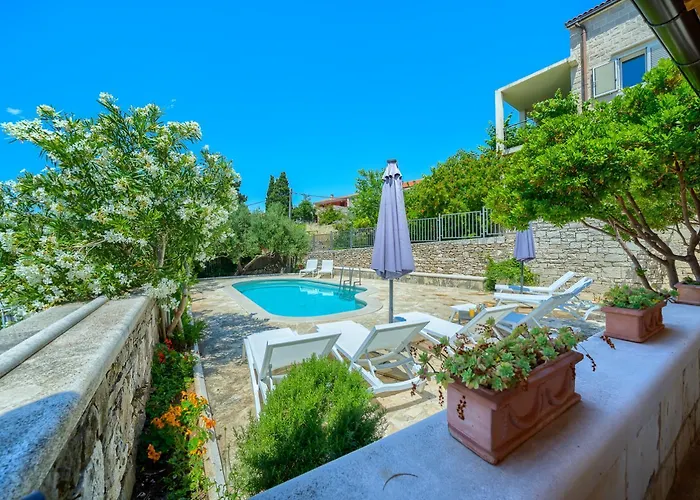 Villa Mir Vami Sumartin