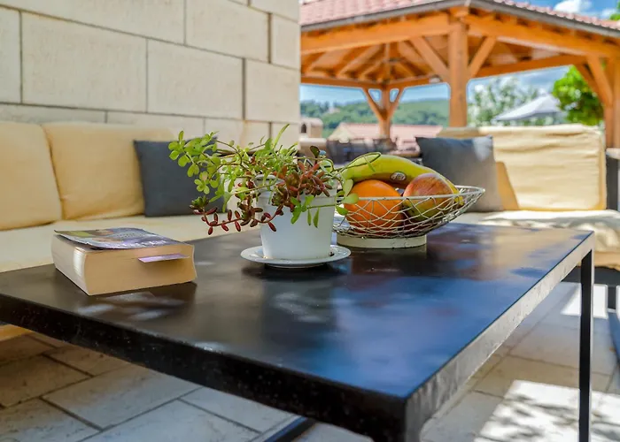 Mir Vami Villa Sumartin